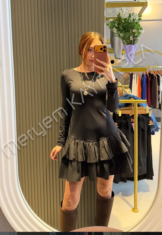 Deri Detaylı Elbise